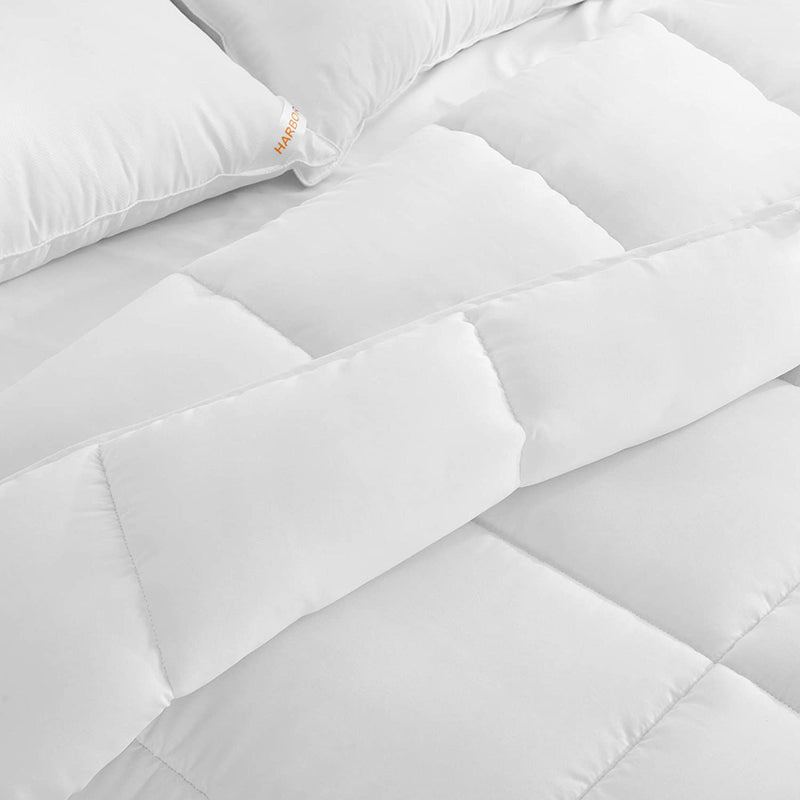 MEROUS warme Bettdecke – weich – atmungsaktiv – weiß